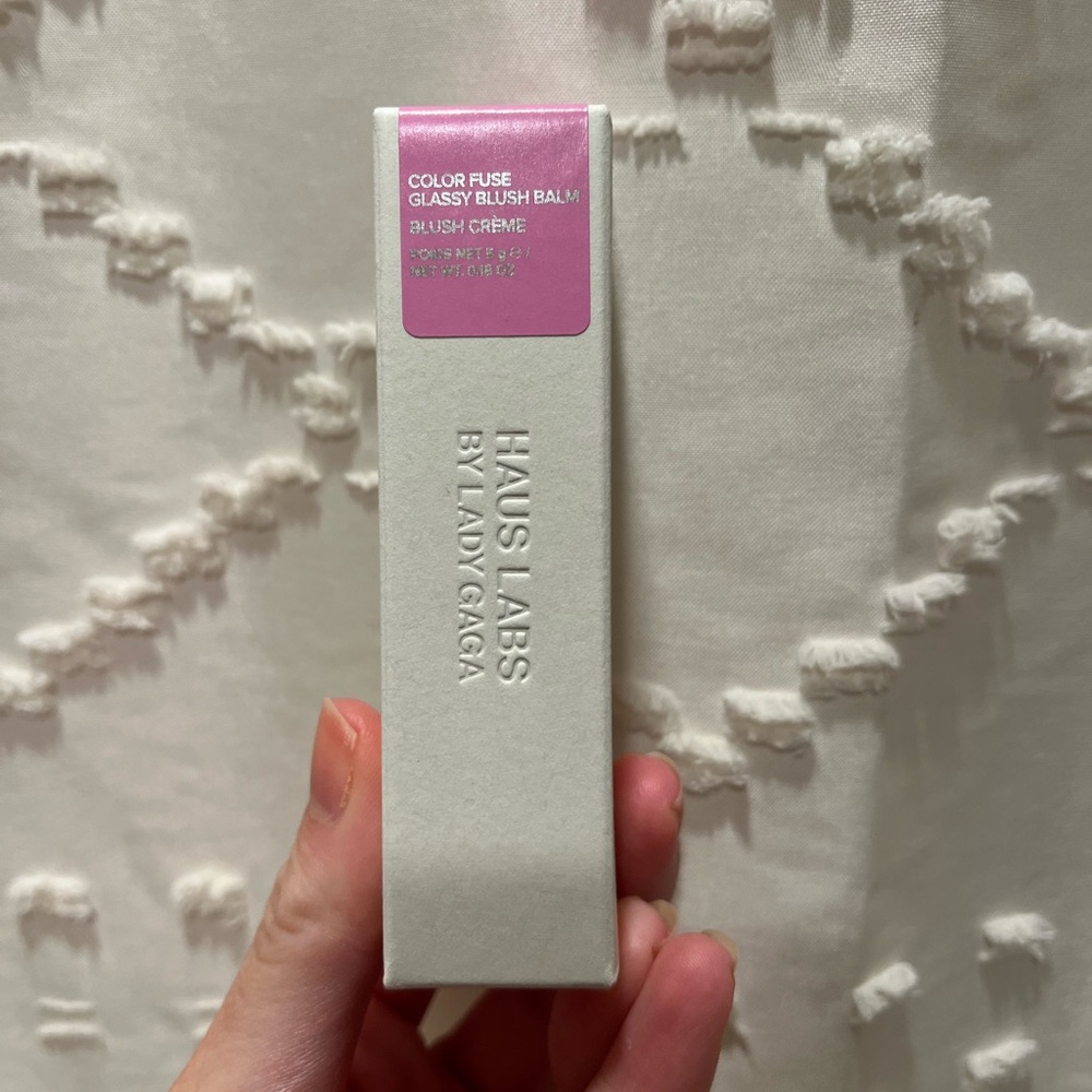 Color Fuse Hydrating Glassy Lip +
Cheek Blush Balm Stick in Glassy Lilac